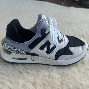 NEW BALANCE WOMEN'S 997 SPORT V1 SNEAKER, WHITE/BLACK